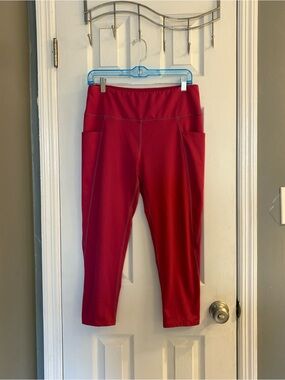 Ladies Pink RB3 workout yoga pants size large.